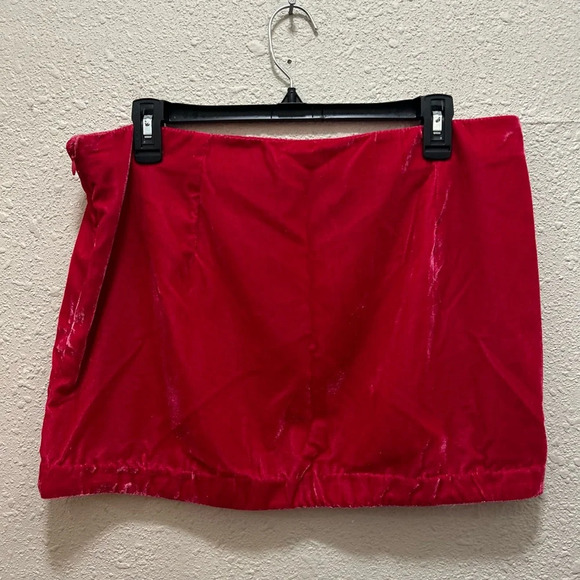 Free People Annalise Velvet Mini Skirt in Pink Phenom Size 10 - Picture 7 of 12